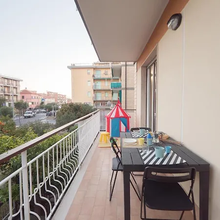 Babyaccommodation Family Space Appartamento Ceriale